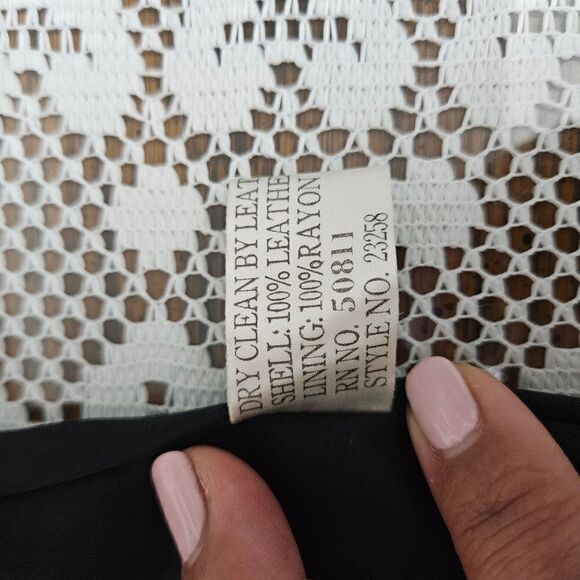 Anchor blue 100% leather skirt - Picture 9 of 11